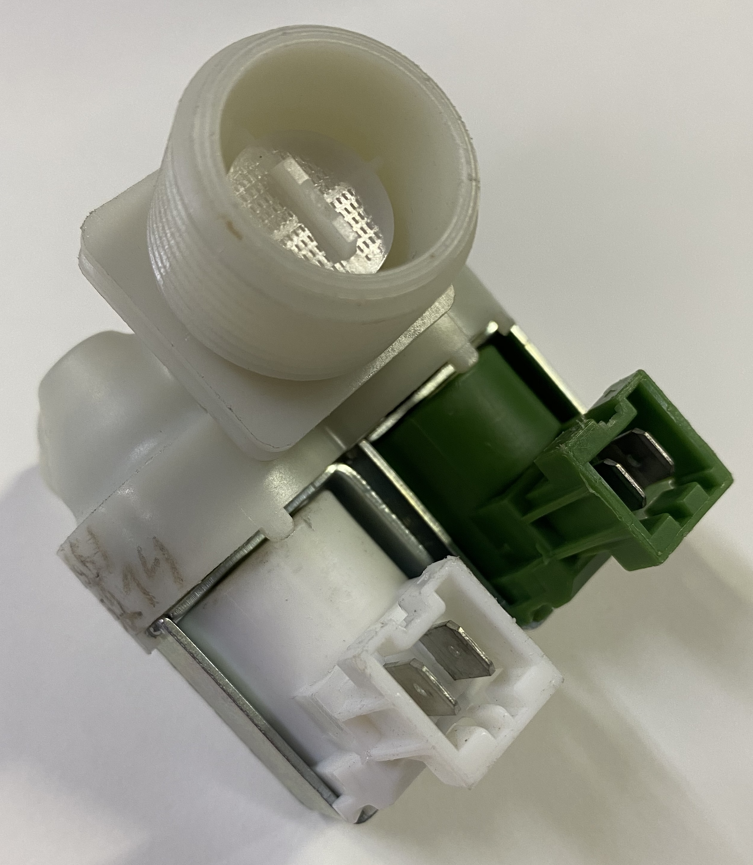Клапан залива воды 2W-180  ZANUSSI 1325186110  ZN5214