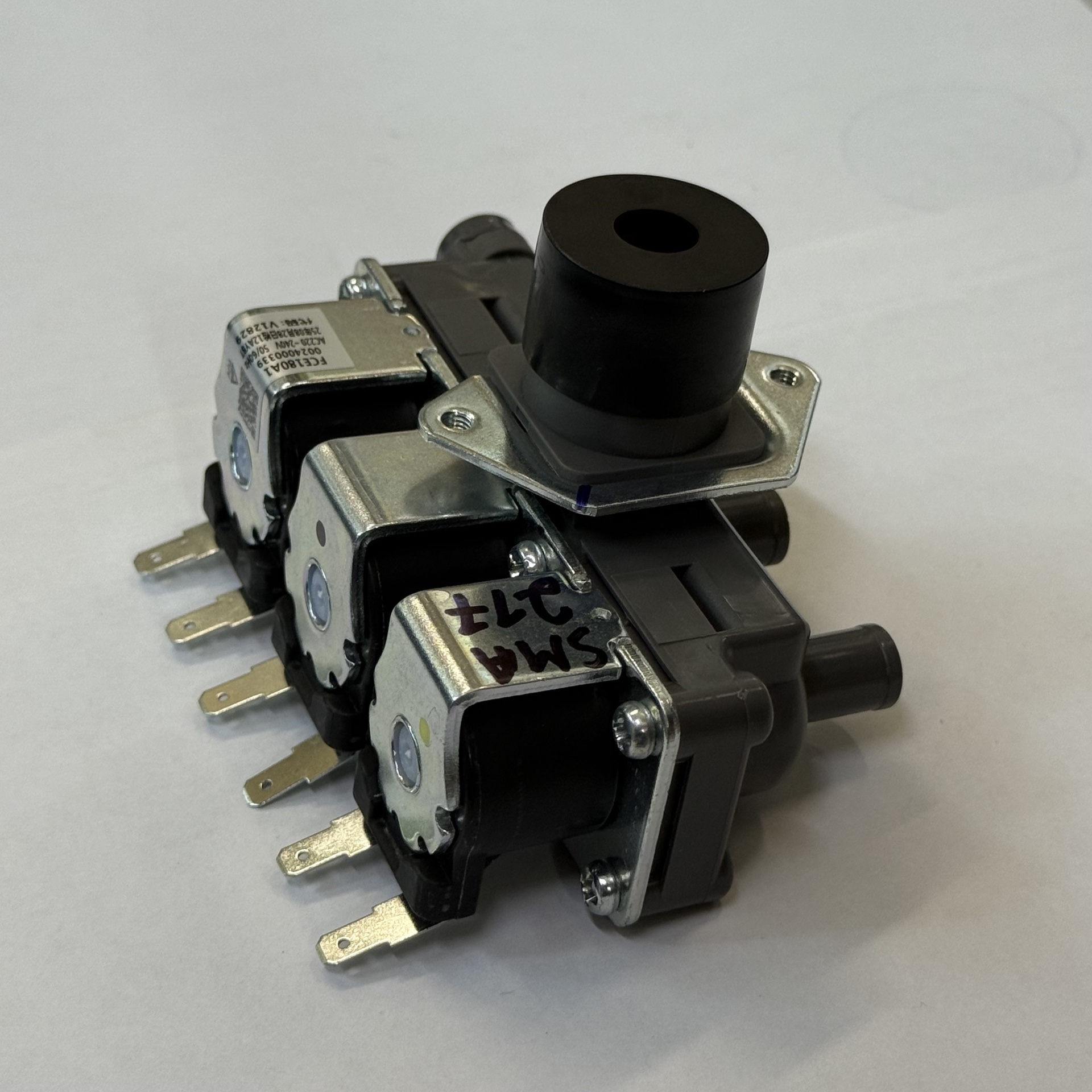 Клапан залива воды 3W- 90  HAIER  FCE180A1, 0024000339  SMA217